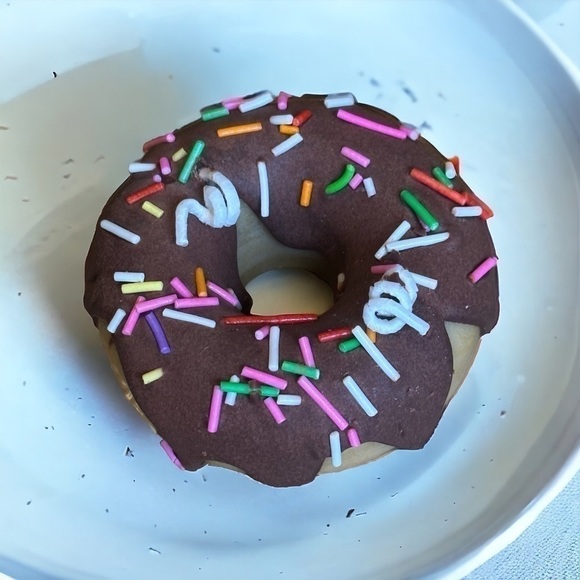 ⚠️SALE Candle // Handmade Chocolate Donut Shaped Soy Wax Candle SEND OFFERS🥳 - Picture 4 of 4